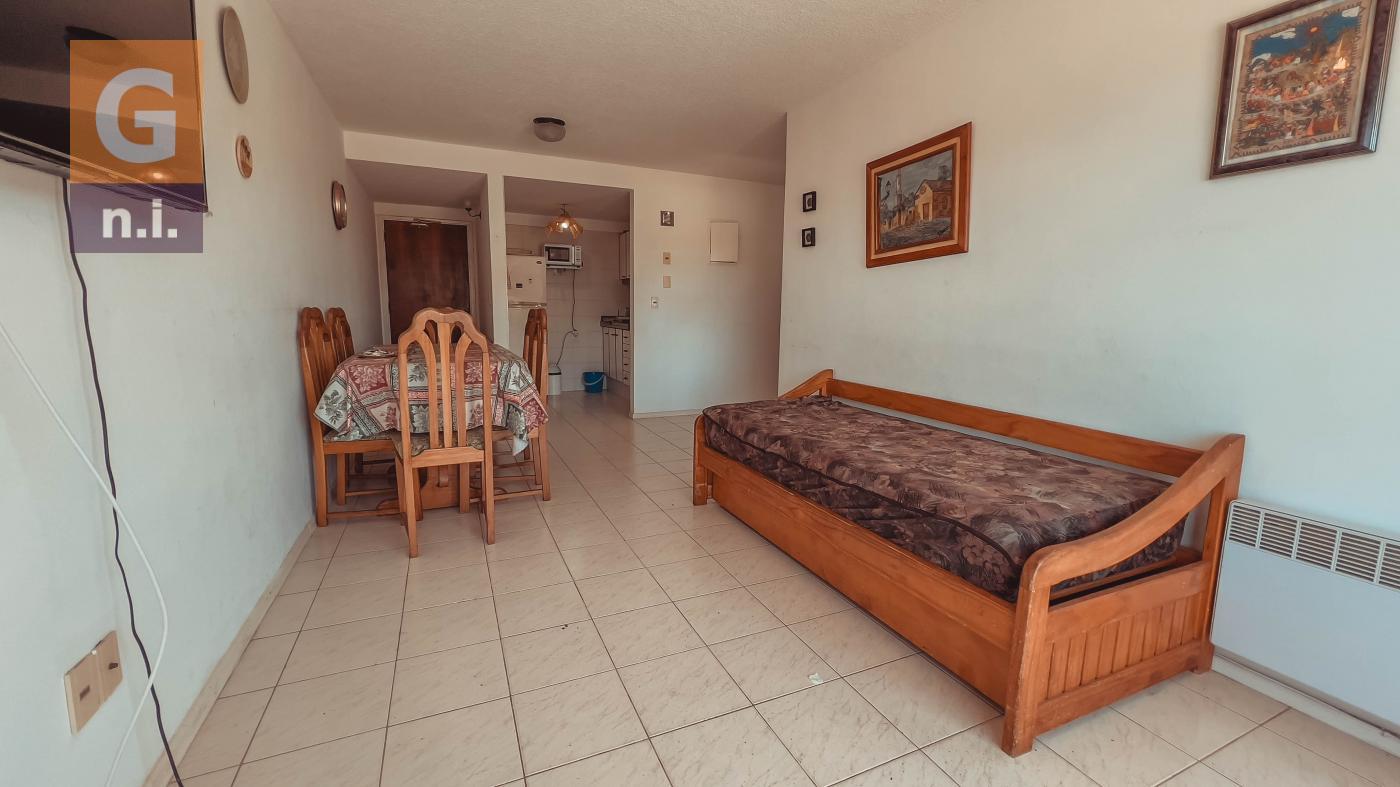 Apartamento en Piriápolis (Piriápolis ciudad) Ref. 6914
