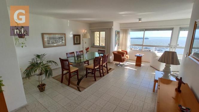 Apartamento en Punta del Este (Península) - Ref. 4202