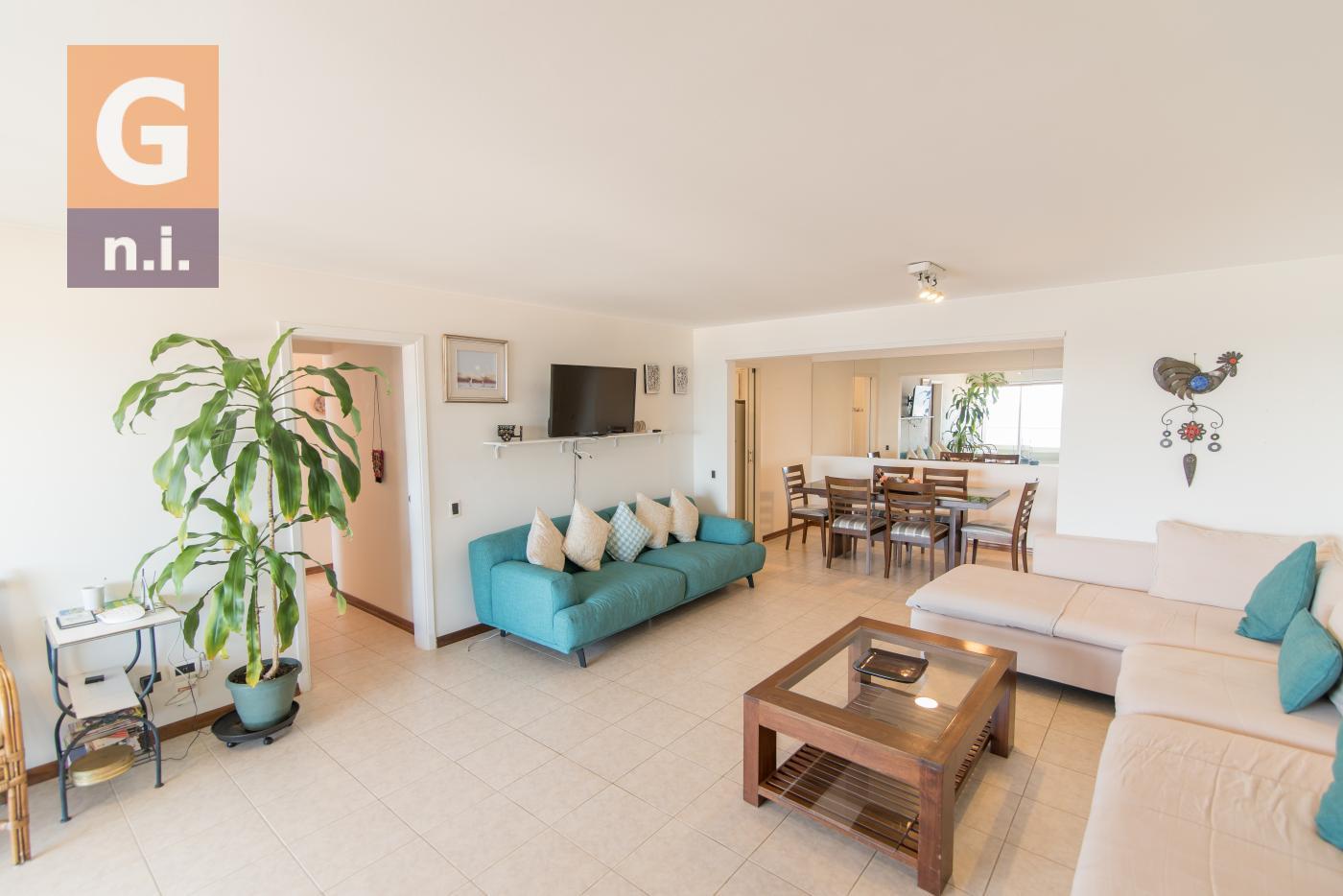 Apartamento en Punta del Este (Península) - Ref. 4238