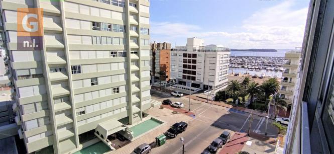 Apartamento en Punta del Este (Península) Ref. 6045