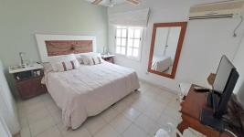 Apartamento en Punta del Este (Península) Ref. 6374