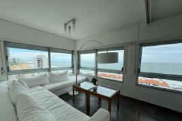 Apartamento en Punta del Este (Península) Ref. 6986