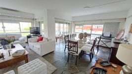 Apartamento en Punta del Este (Península) Ref. 7065