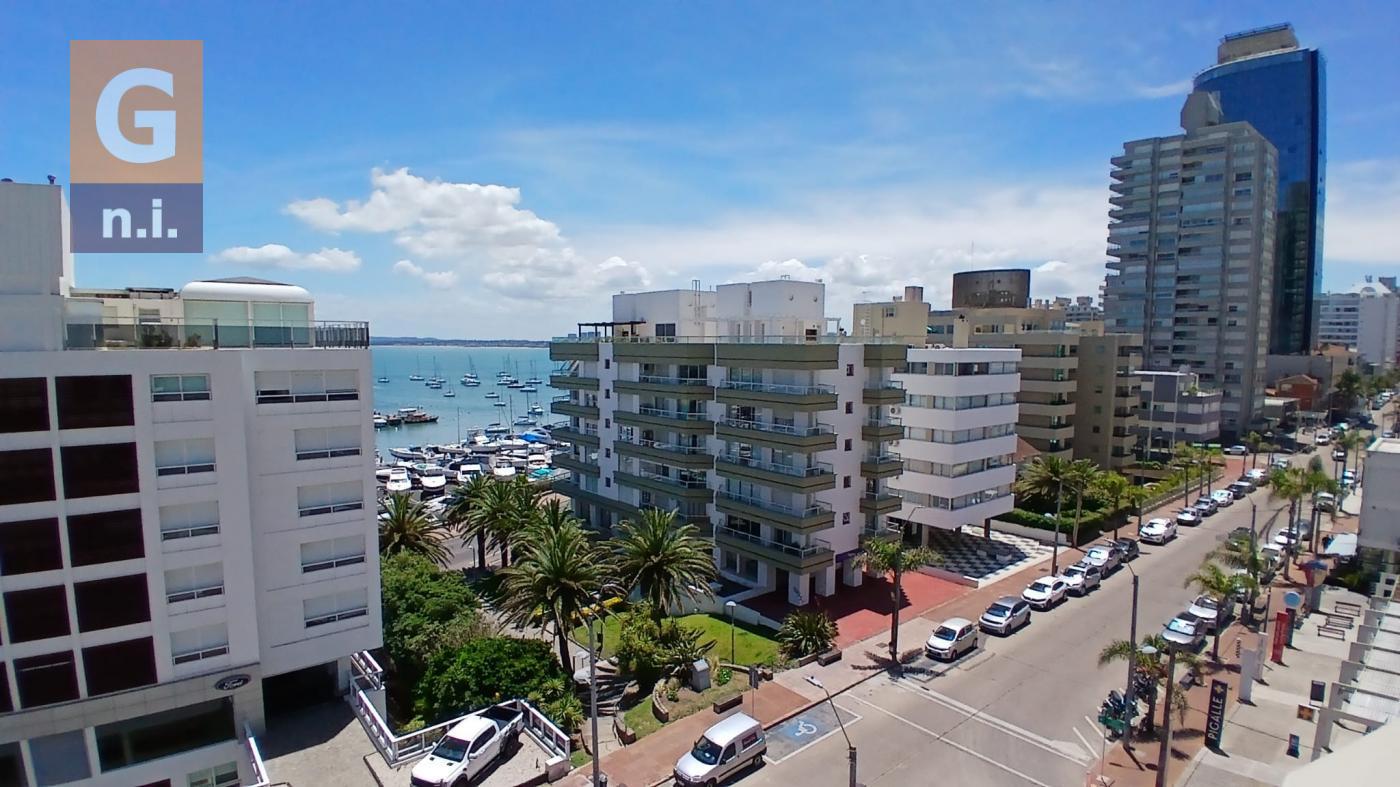 Apartamento en Punta del Este (Península) Ref. 7327