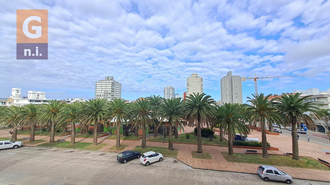 Apartamento en Punta del Este (Penìnsula) Ref. 906