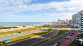 Apartamento en Punta del Este (Playa Brava) - Ref. 907