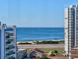 Apartamento en Punta del Este (Playa Brava) Ref. 5782