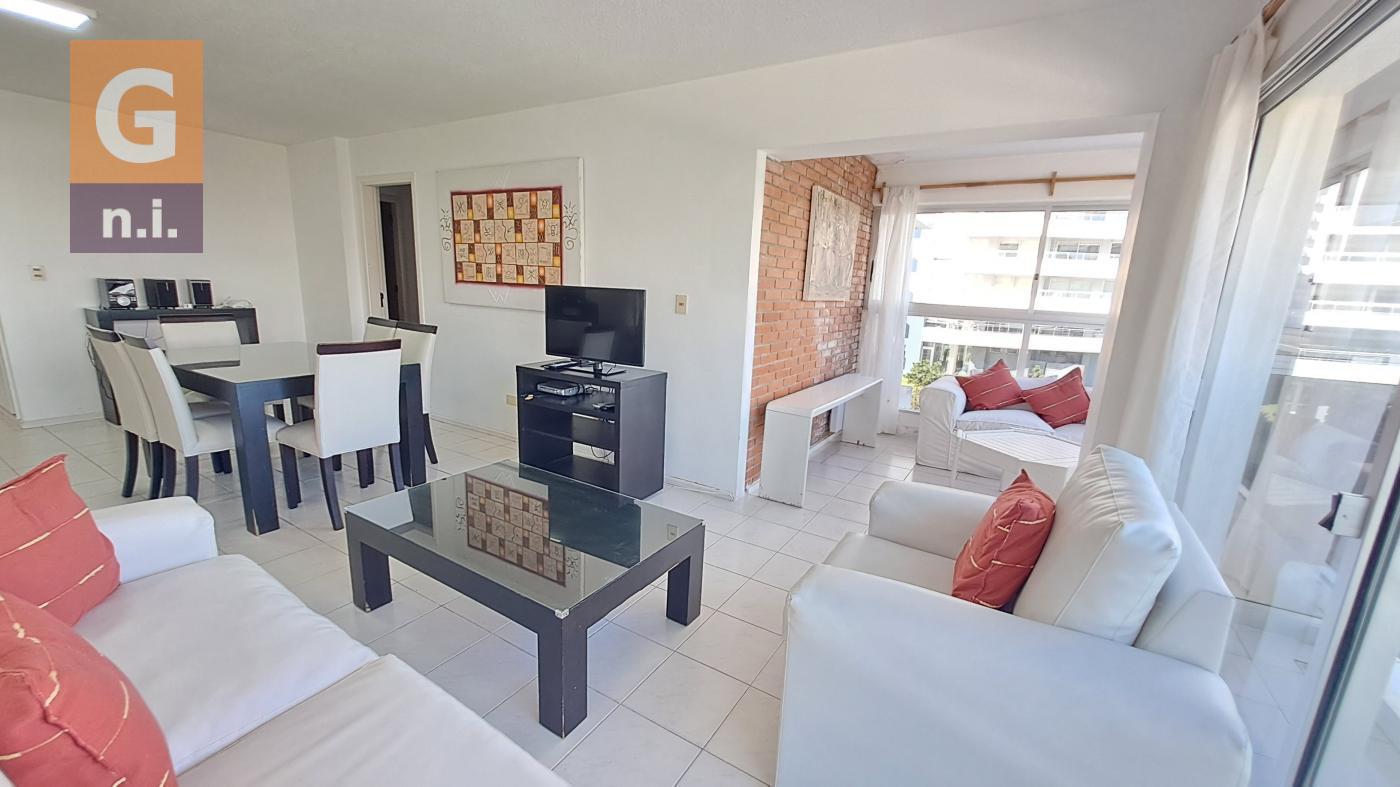 Apartamento en Punta del Este (Playa Brava) Ref. 6097