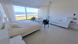 Apartamento en Punta del Este (Playa Brava) Ref. 7279
