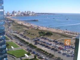 Apartamento en Punta del Este (Playa Mansa) - Ref. 1240