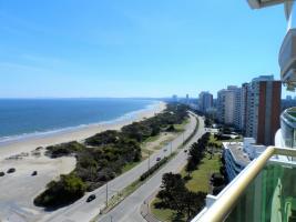 Apartamento en Punta del Este (Playa Mansa) - Ref. 4190