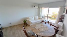 Apartamento en Punta del Este (Playa Mansa) - Ref. 4366