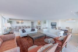 Apartamento en Punta del Este (Playa Mansa) Ref. 1521