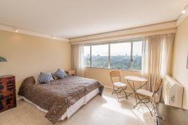 Apartamento en Punta del Este (Playa Mansa) Ref. 1521