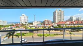 Apartamento en Punta del Este (Playa Mansa) Ref- 4476