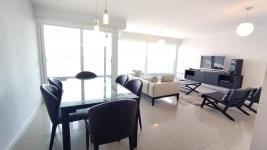 Apartamento en Punta del Este (Playa Mansa) Ref. 5359