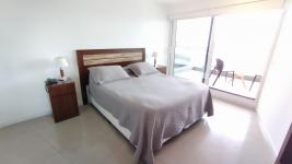 Apartamento en Punta del Este (Playa Mansa) Ref. 5359