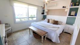 Apartamento en Punta del Este (Playa Mansa) Ref. 5574