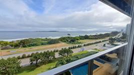 Apartamento en Punta del Este (Playa Mansa) Ref. 7201