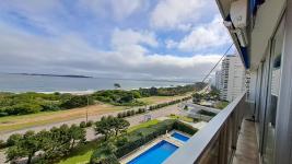 Apartamento en Punta del Este (Playa Mansa) Ref. 7201