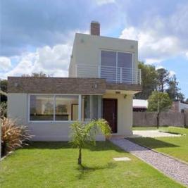 Casa en Piriápolis (Las Flores) - Ref . 5227