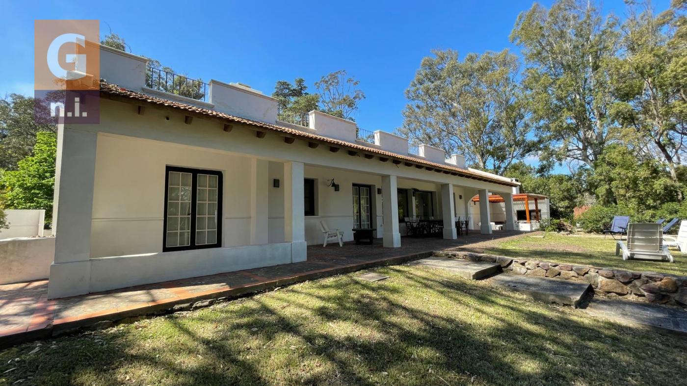 Casa en Piriápolis (Las Flores) Ref. 5585