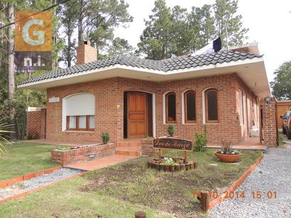 Casa en Piriápolis (Portales) Ref. 2213