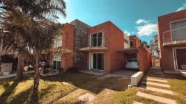 Casa en Piriápolis (Portales) Ref. 2219