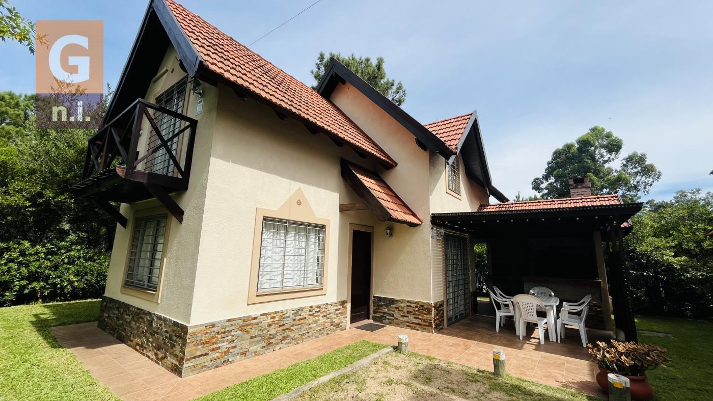 Casa en Piriápolis (Punta Colorada)