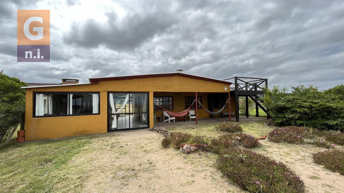 Casa en Piriápolis (Punta Negra) Ref. 6706