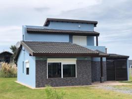 Casa en Piriápolis (Punta Negra) Ref. 6718