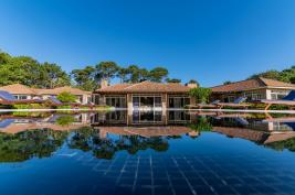 Casa en Punta del Este (Beverly Hills) Ref. 5277