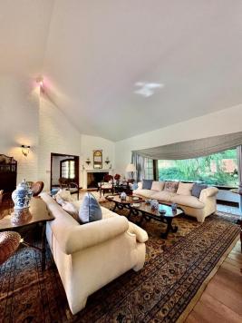 Casa en Punta del Este (Beverly Hills) Ref. 5933