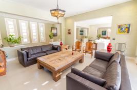 Casa en Punta del Este (Beverly Hills) Ref. 5985
