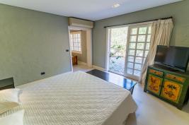 Casa en Punta del Este (Beverly Hills) Ref. 5985