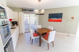 Casa en Punta del Este (Beverly Hills) Ref. 5985