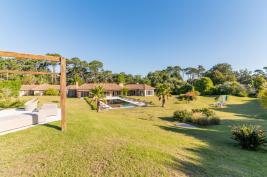 Casa en Punta del Este (Beverly Hills) Ref. 5985