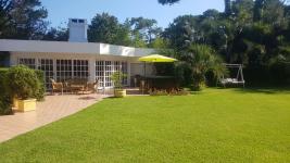 Casa en Punta del Este (Cantegril) Ref- 4955