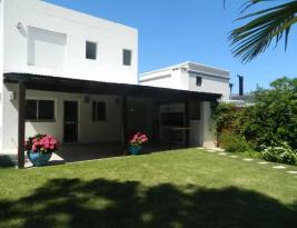 Casa en Punta del Este (La Barra) Ref. 6707