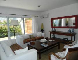 Casa en Punta del Este (La Barra) Ref. 6805