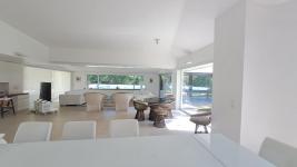 Casa en Punta del Este (Lugano) Ref. 7139