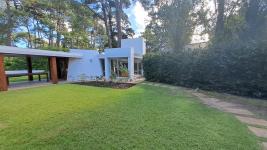 Casa en Punta del Este (Lugano) Ref. 7139