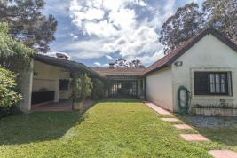 Casa en Punta del Este (Playa Mansa) - Ref. 6603