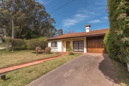 Casa en Punta del Este (Playa Mansa) - Ref. 6603