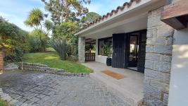 Casa en Punta del Este (Playa Mansa) Ref. 6016