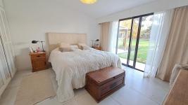 Casa en Punta del Este (Playa Mansa) Ref. 6016