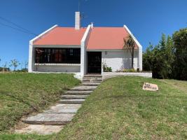 Casa en Punta del Este (Playa Mansa) Ref.7211