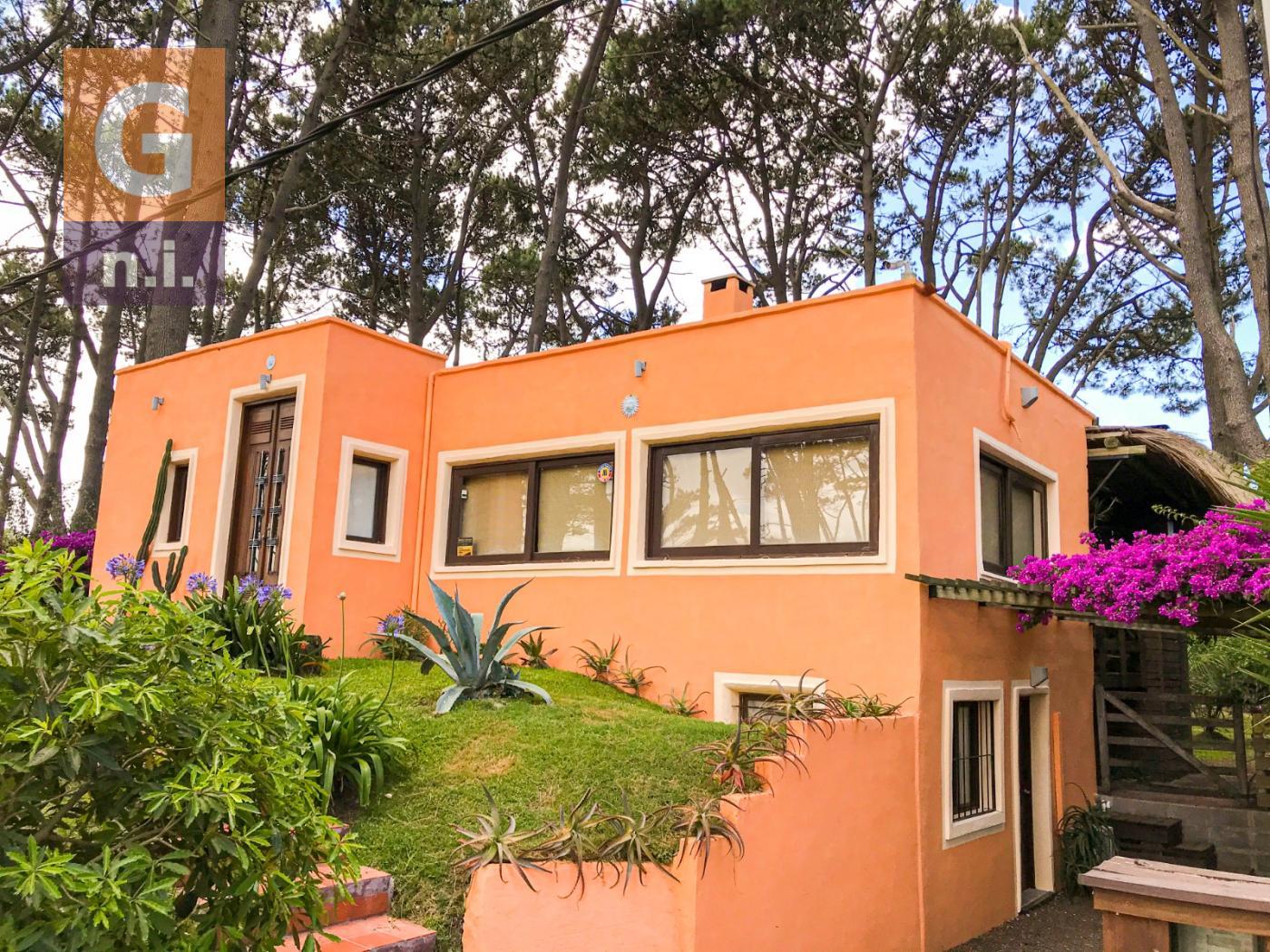 Casa en Punta del Este (Punta Ballena) Ref-4912