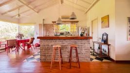 Chacras Con Casa Vinedo y Olivos Ref.7334