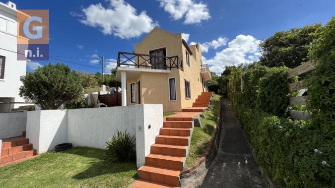 PH ó Dúplex en Piriápolis (Cerro San Antonio) Ref. 414